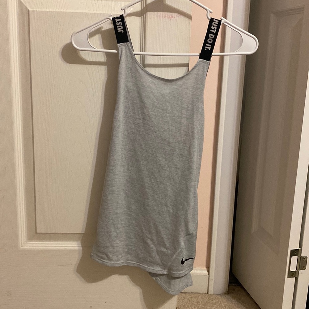nike workout tank
